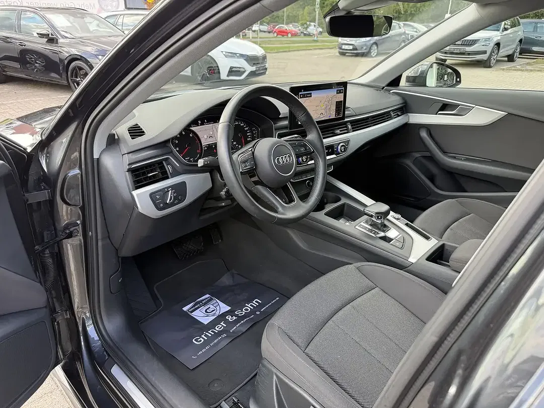 Audi A4 - Thumbnail 13