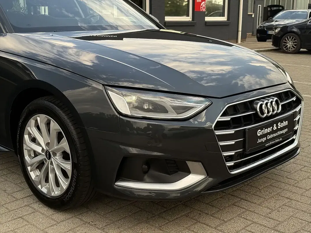 Audi A4 - Thumbnail 4