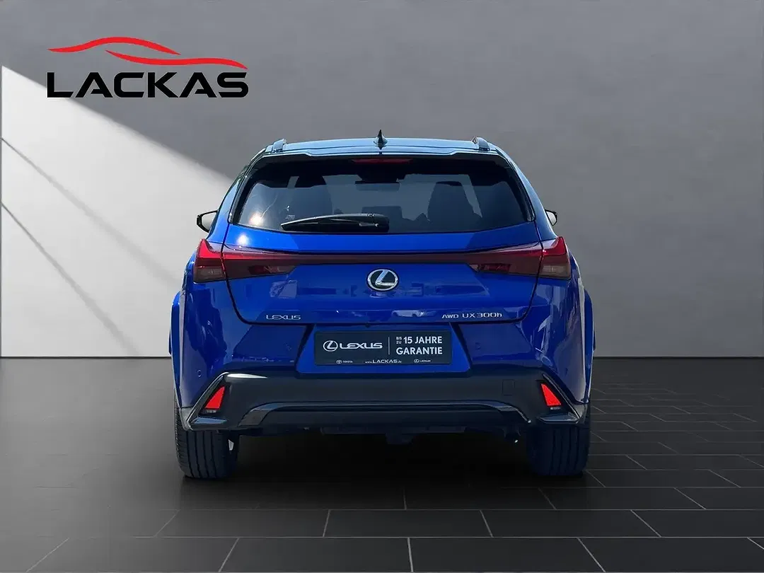 Lexus UX 250h - Thumbnail 4