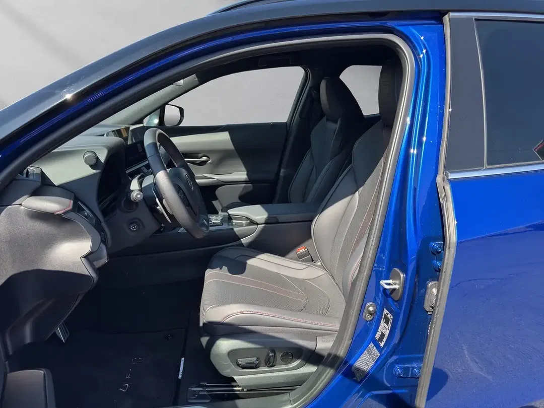 Lexus UX 250h - Thumbnail 9