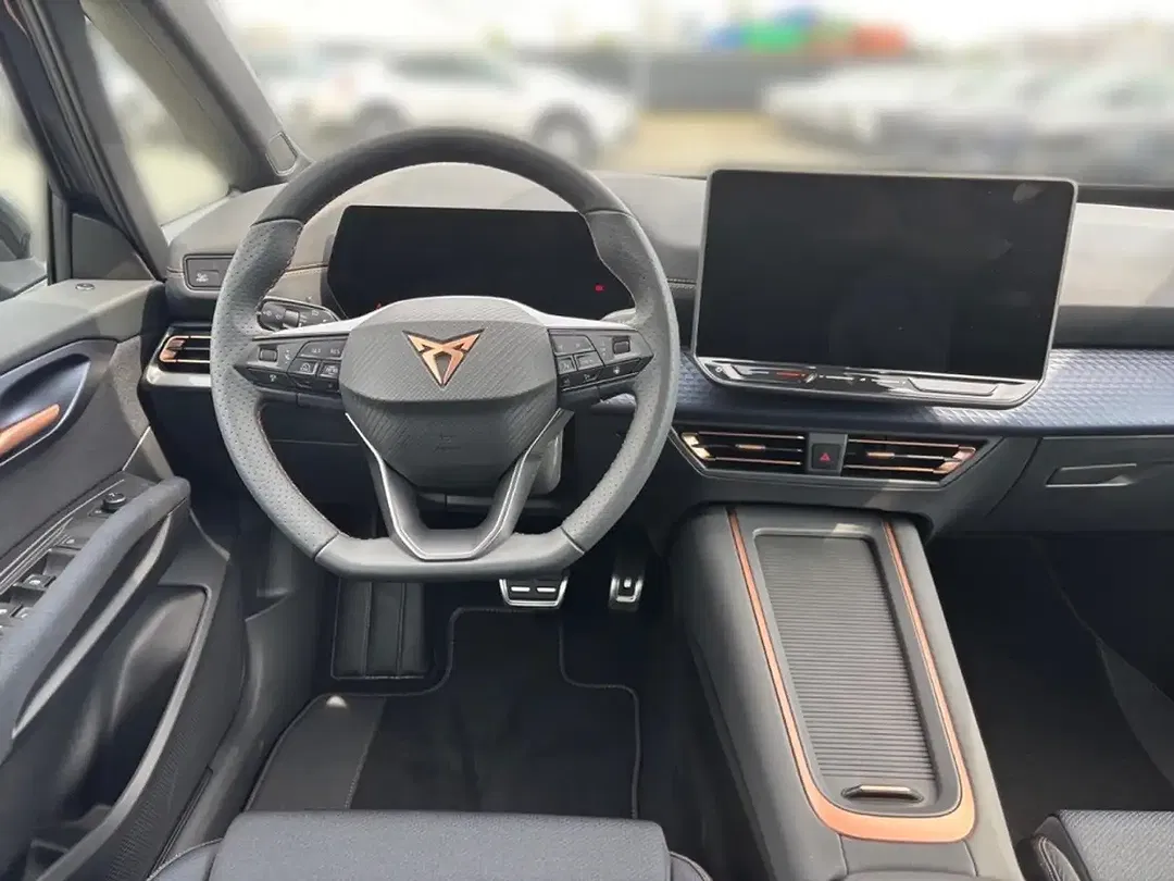 CUPRA Born - Thumbnail 13