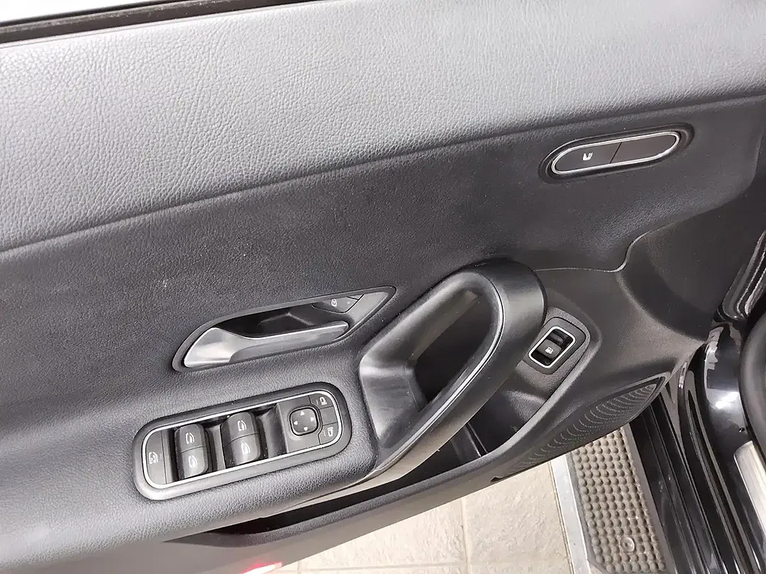 Mercedes-Benz CLA 250 - Thumbnail 6