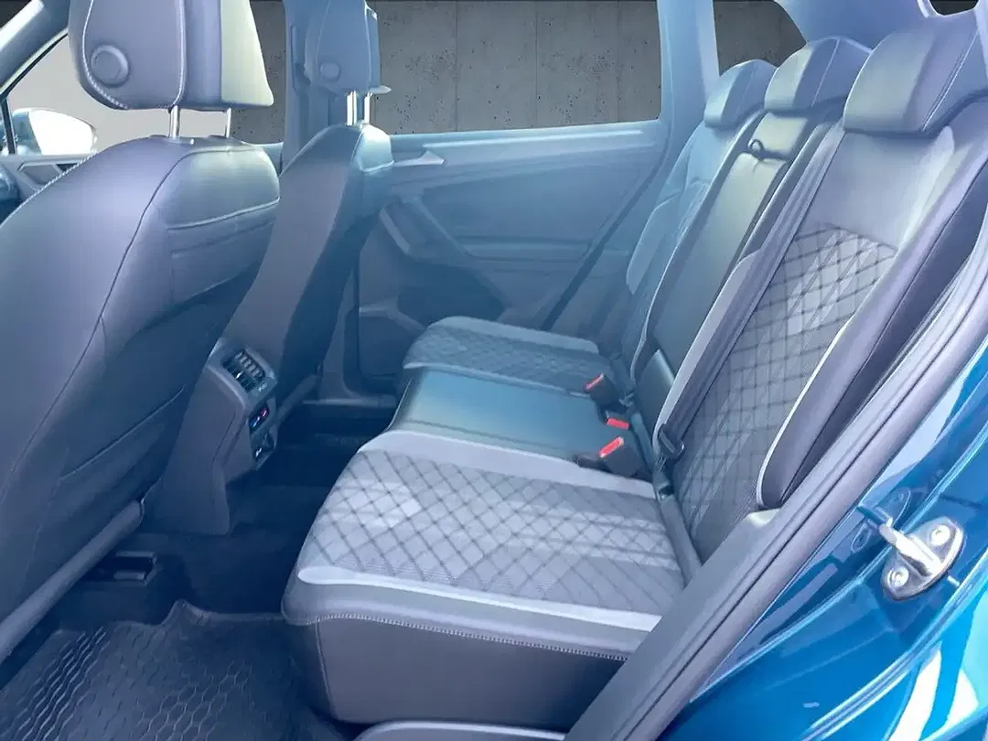 Volkswagen Tiguan - Thumbnail 13