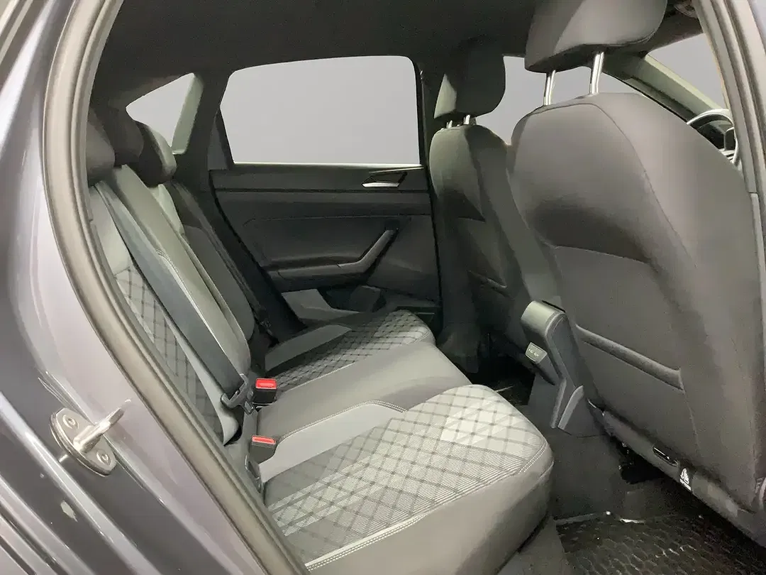 Volkswagen Taigo - Thumbnail 7