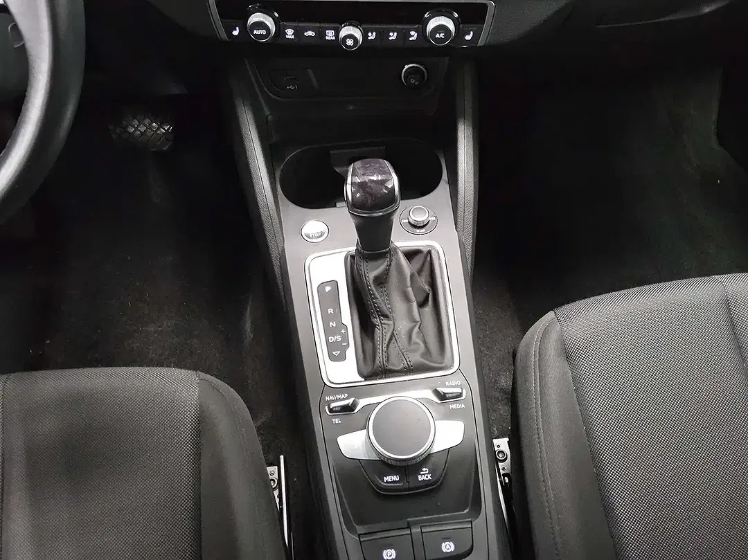 Audi Q2 - Thumbnail 6