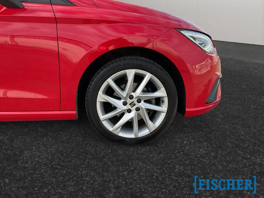 SEAT Ibiza - Thumbnail 7