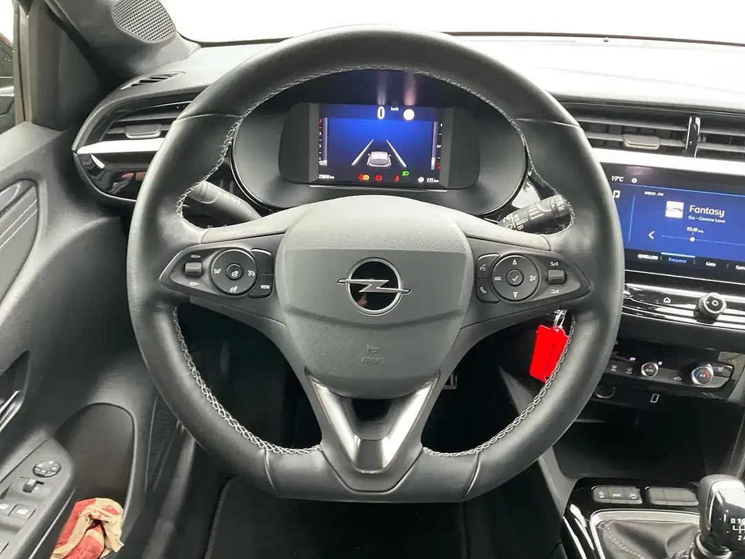 Opel Corsa - Thumbnail 13