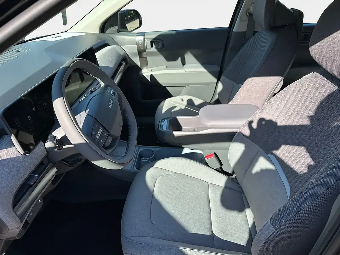 Kia EV3 - Thumbnail 7