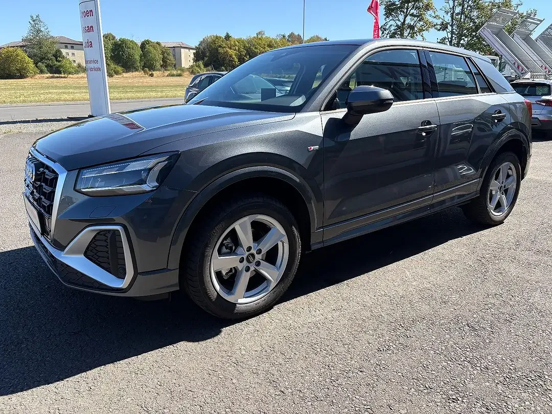 Audi Q2 - Thumbnail 10