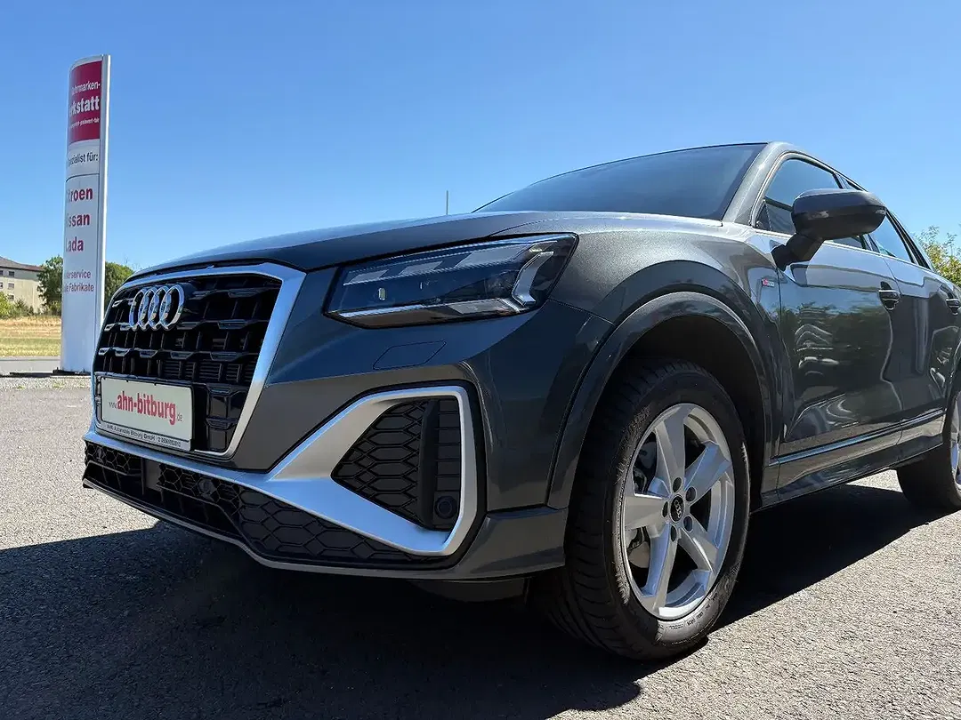 Audi Q2 - Thumbnail 11