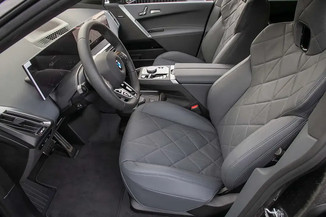 BMW iX - Thumbnail 7