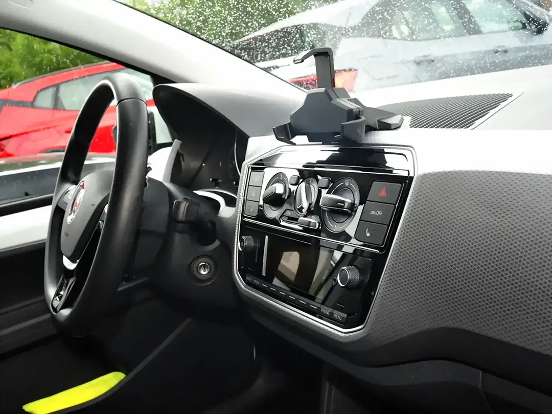 Volkswagen up! - Thumbnail 6