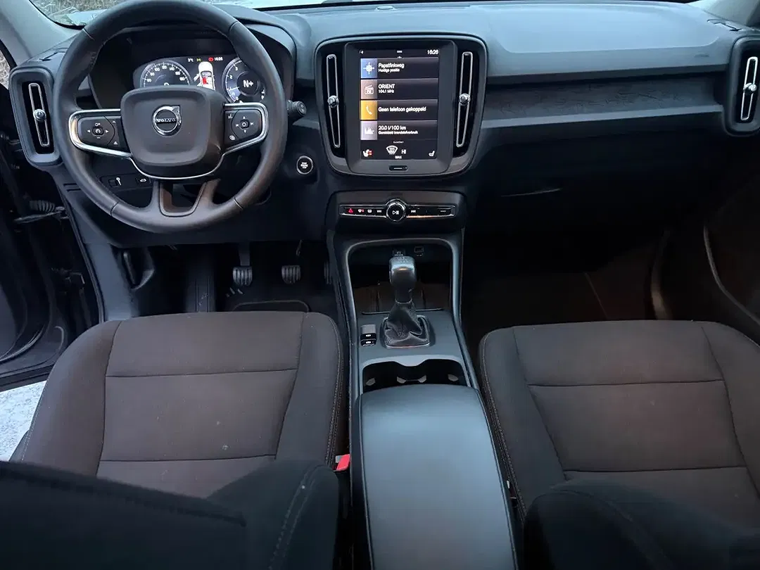 Volvo XC40 - Thumbnail 7