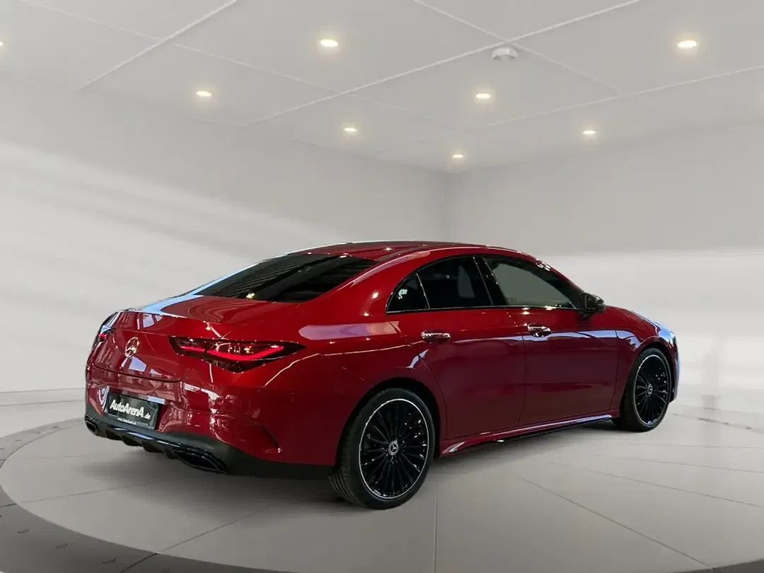 Mercedes-Benz CLA 200 - Thumbnail 2