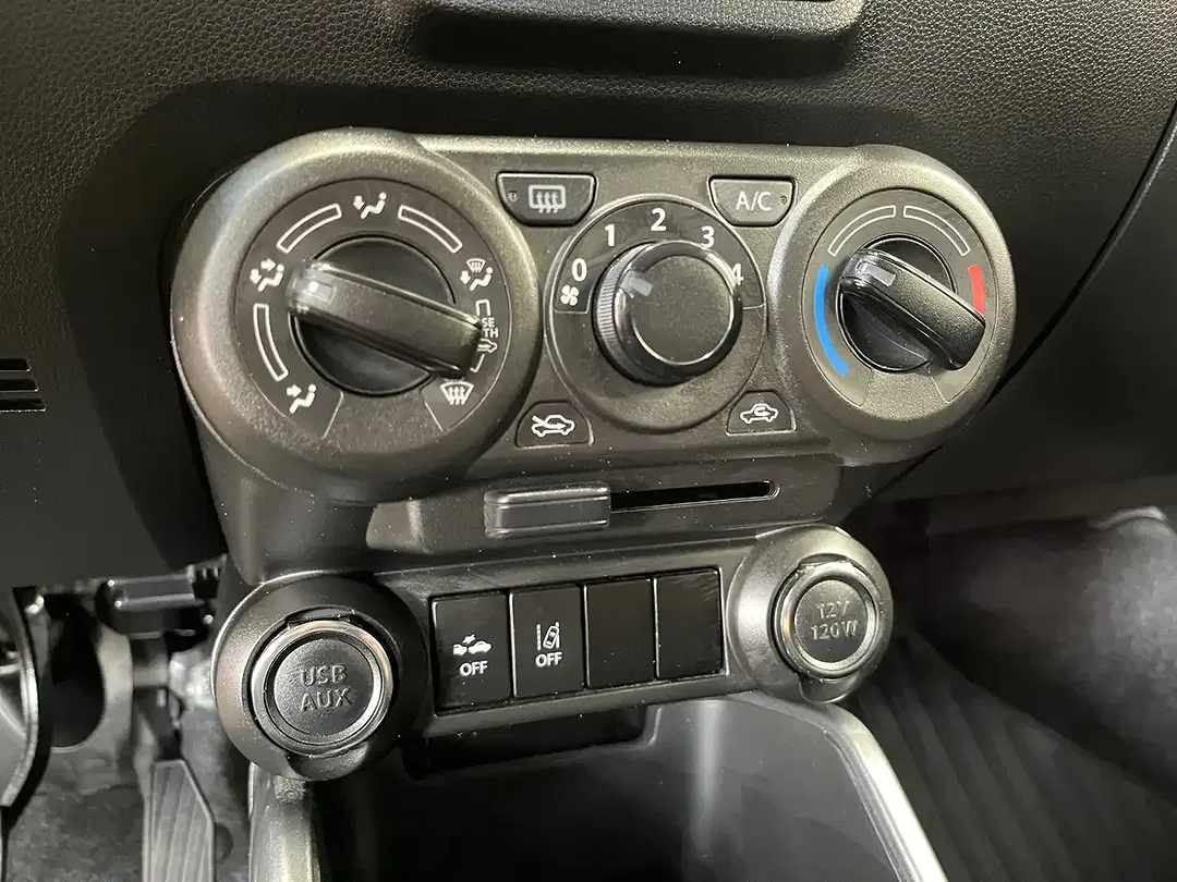 Suzuki Ignis - Thumbnail 17