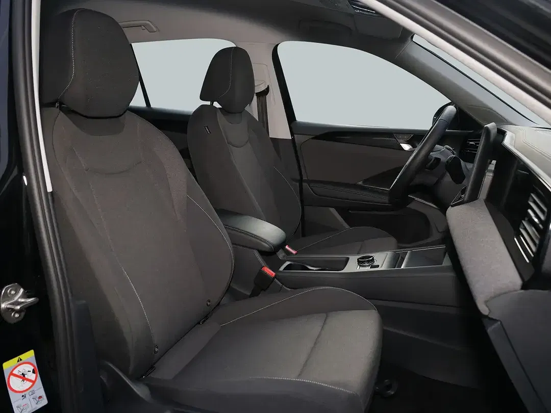 Volkswagen Tiguan - Thumbnail 10