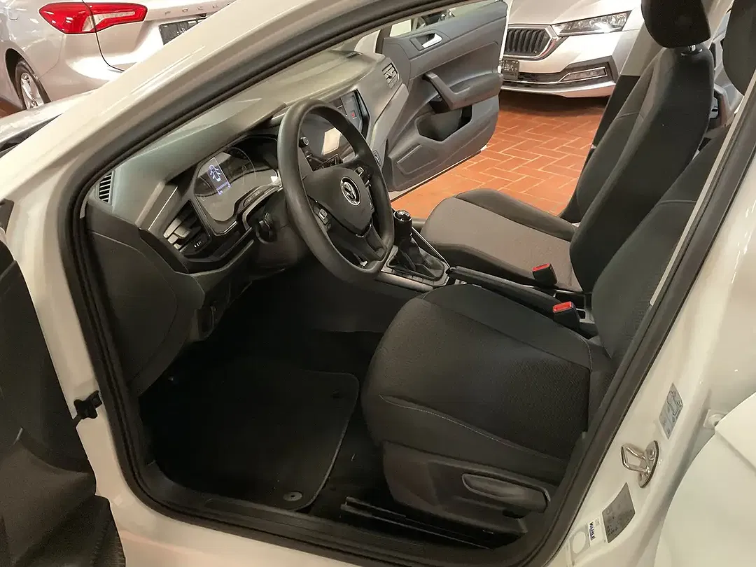 Volkswagen Polo - Thumbnail 7