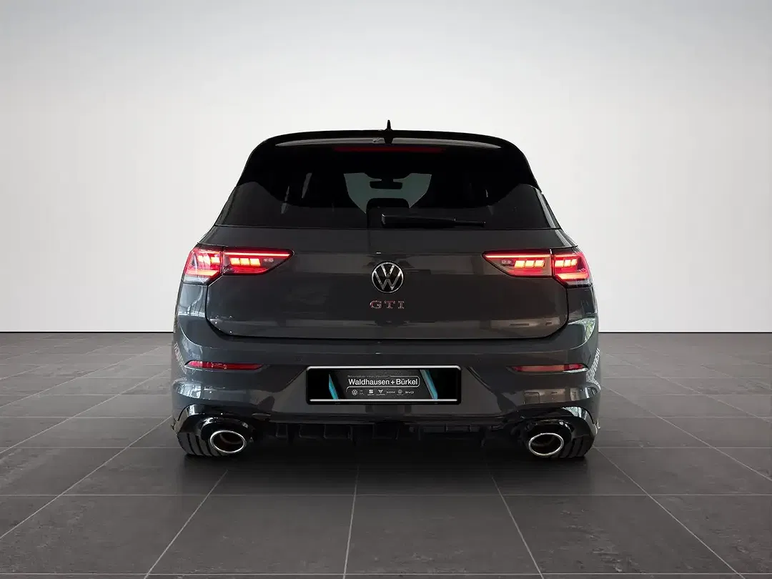 Volkswagen Golf - Thumbnail 5