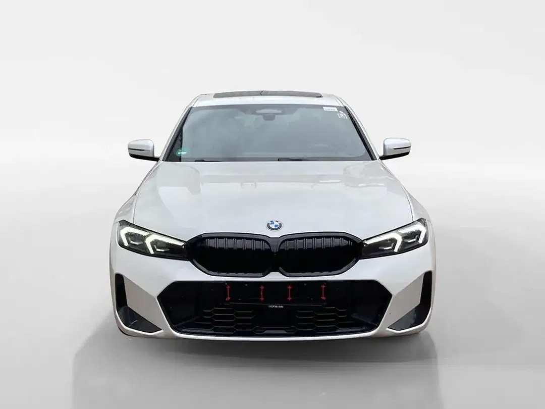 BMW 330 - Thumbnail 2