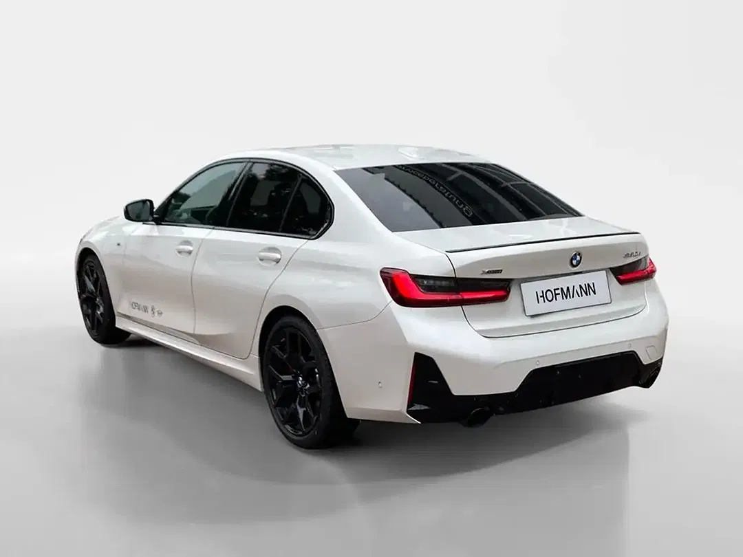 BMW 330 - Thumbnail 5