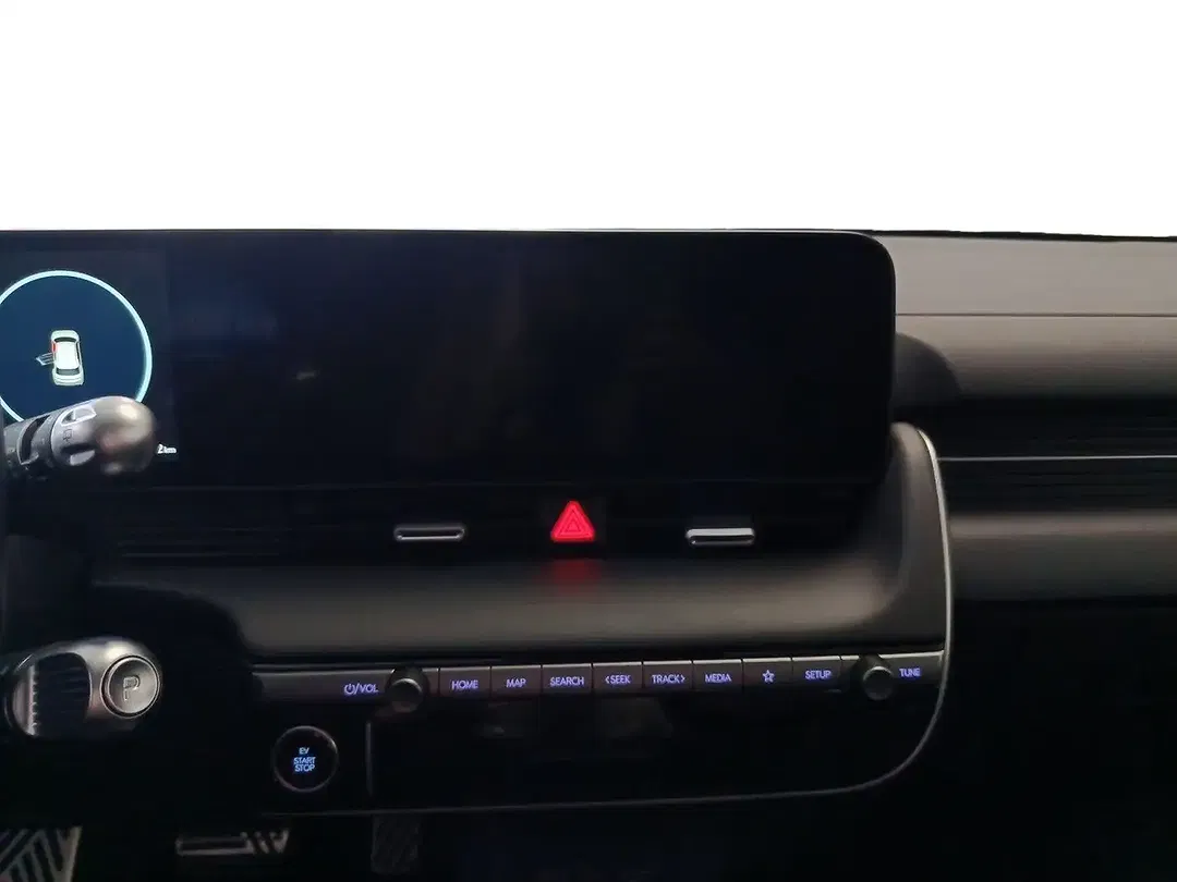 Hyundai IONIQ 5 - Thumbnail 13