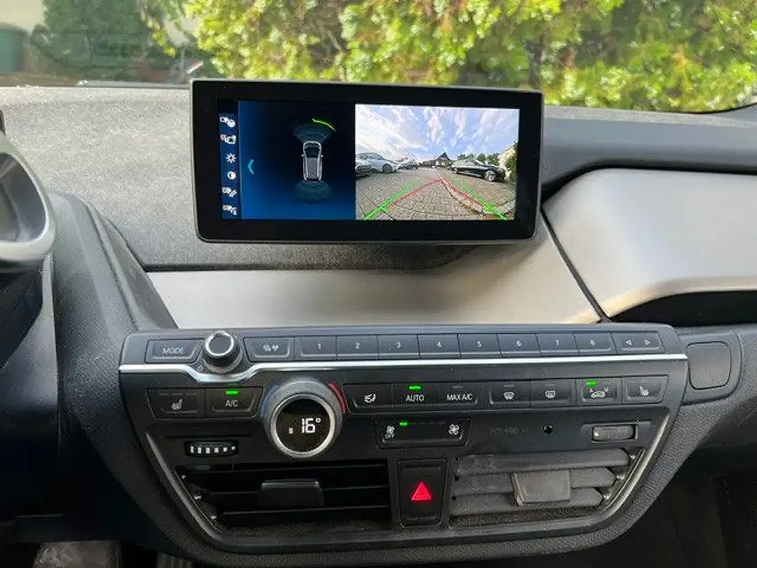 BMW i3 - Thumbnail 14