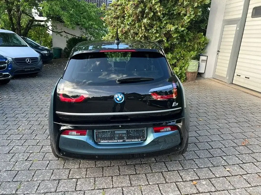 BMW i3 - Thumbnail 8