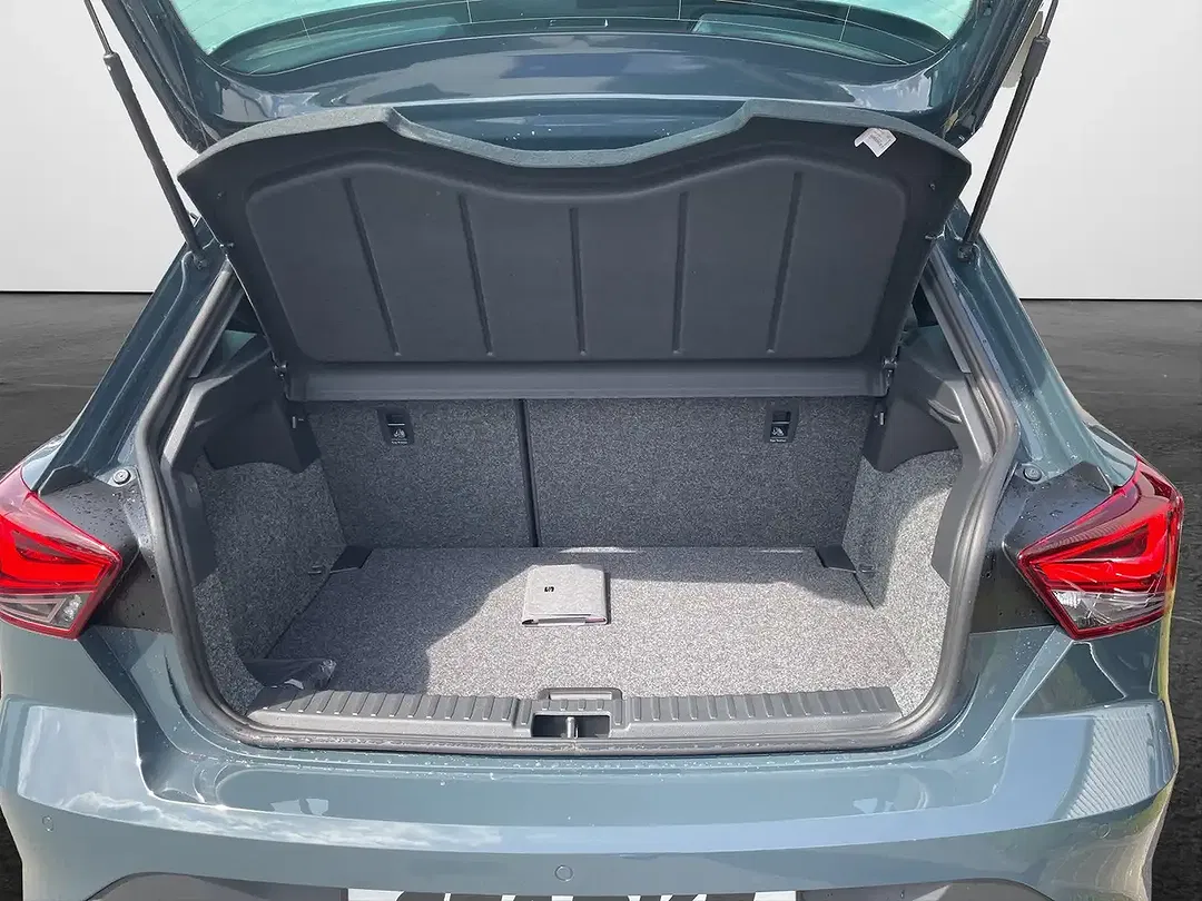 SEAT Ibiza - Thumbnail 11