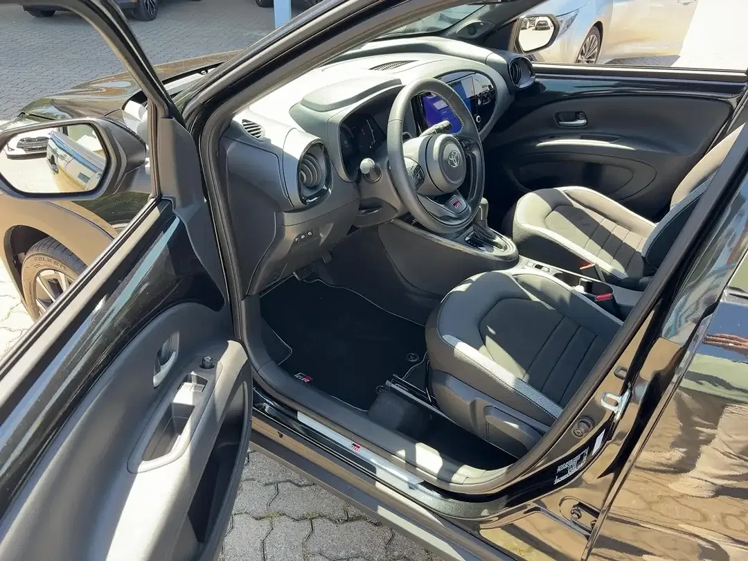 Toyota Aygo X - Thumbnail 11