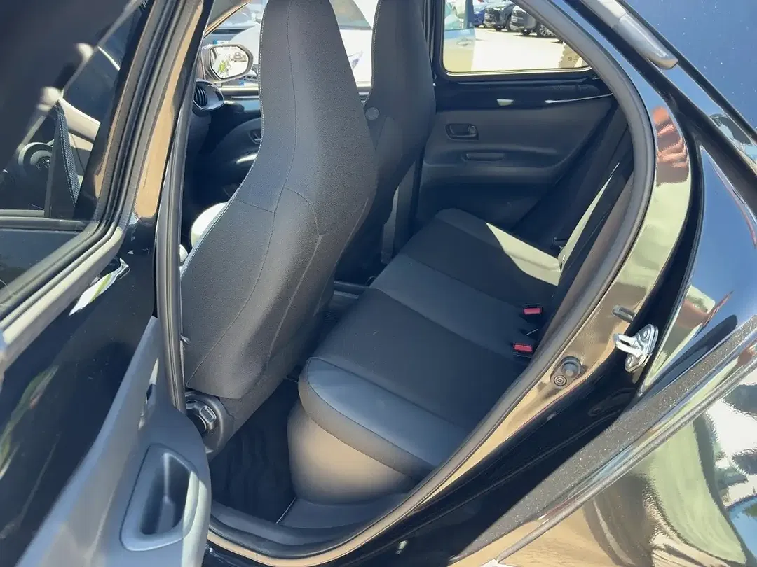 Toyota Aygo X - Thumbnail 12