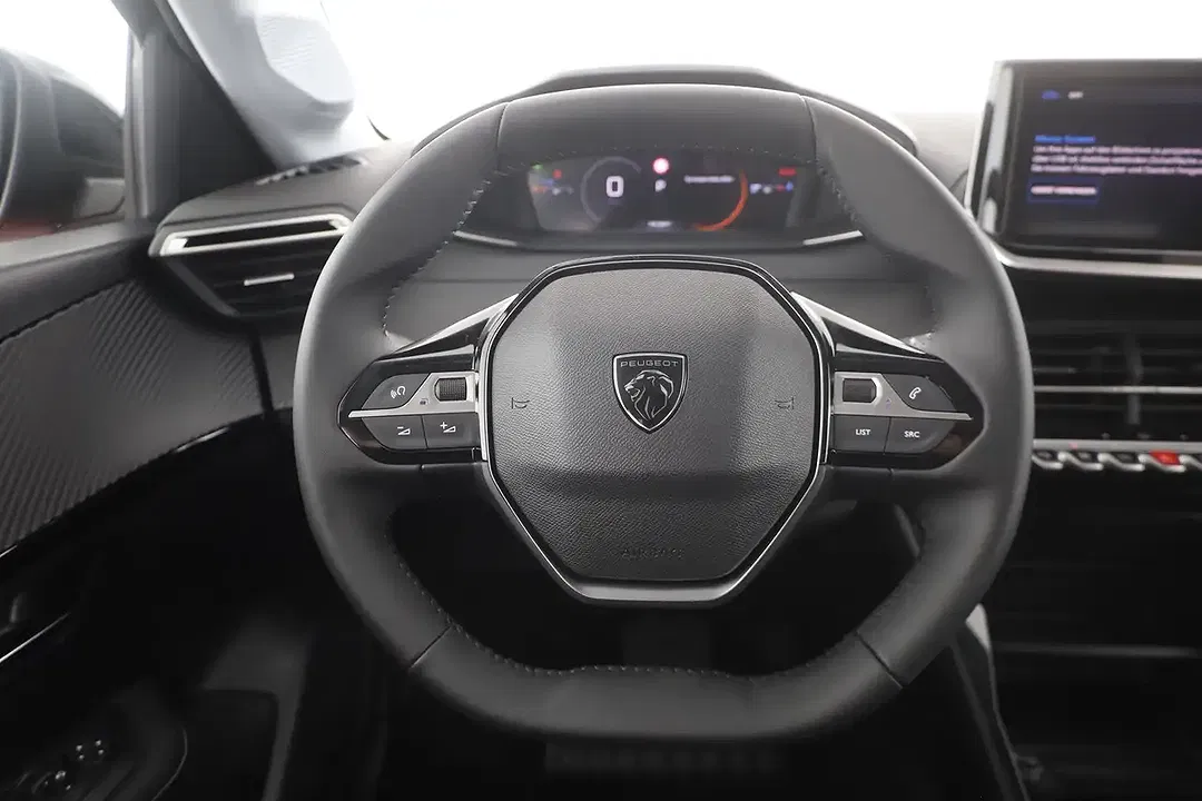 Peugeot 208 - Thumbnail 14