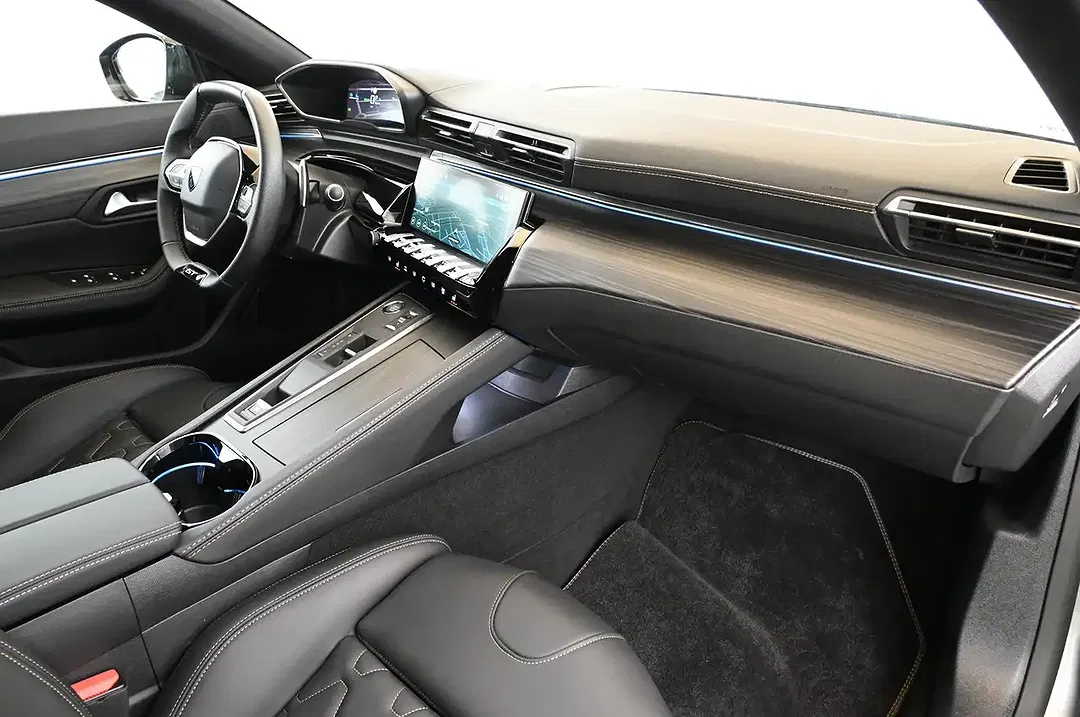Peugeot 508 - Thumbnail 36