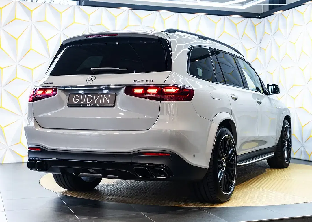 Mercedes-Benz GLS 63 AMG - Thumbnail 10