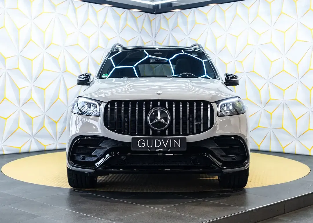 Mercedes-Benz GLS 63 AMG - Thumbnail 3