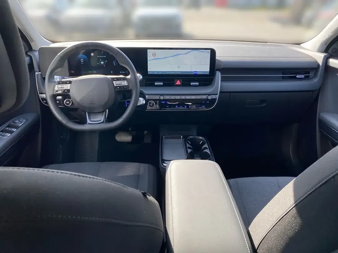 Hyundai IONIQ 5 - Thumbnail 11