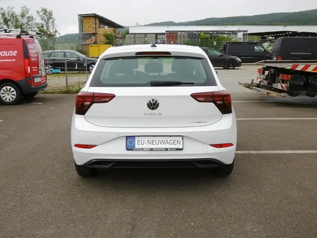 Volkswagen Polo - Thumbnail 5