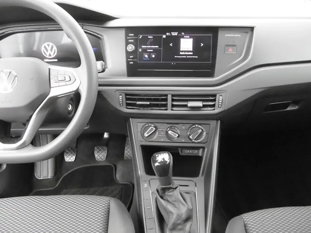 Volkswagen Polo - Thumbnail 9