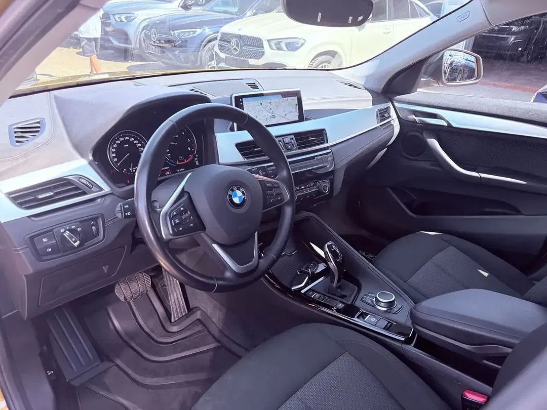 BMW X2 - Thumbnail 14
