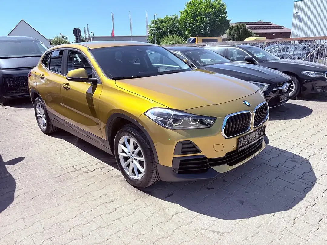 BMW X2 - Thumbnail 4