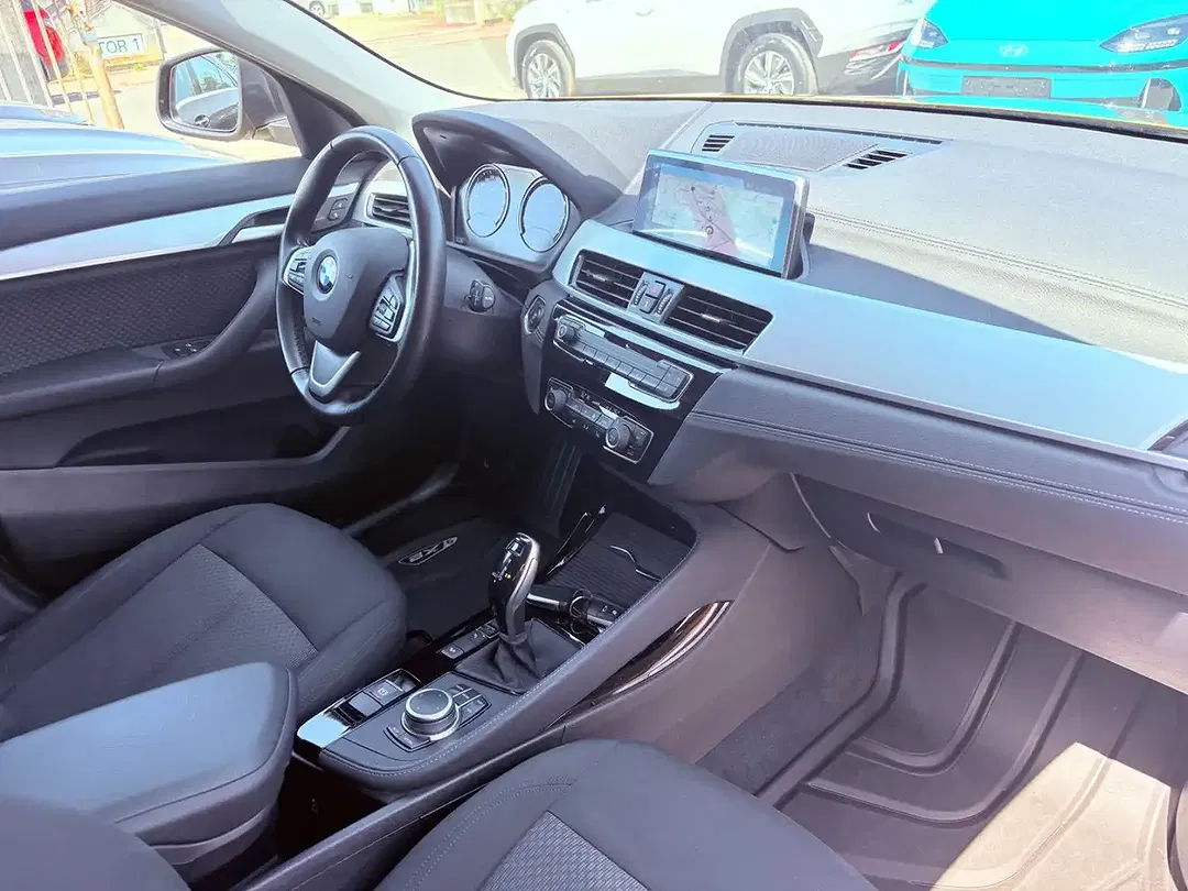 BMW X2 - Thumbnail 6