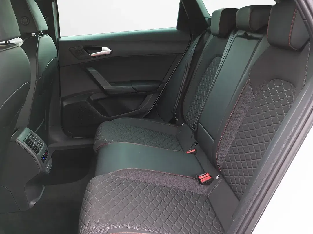 SEAT Leon - Thumbnail 6