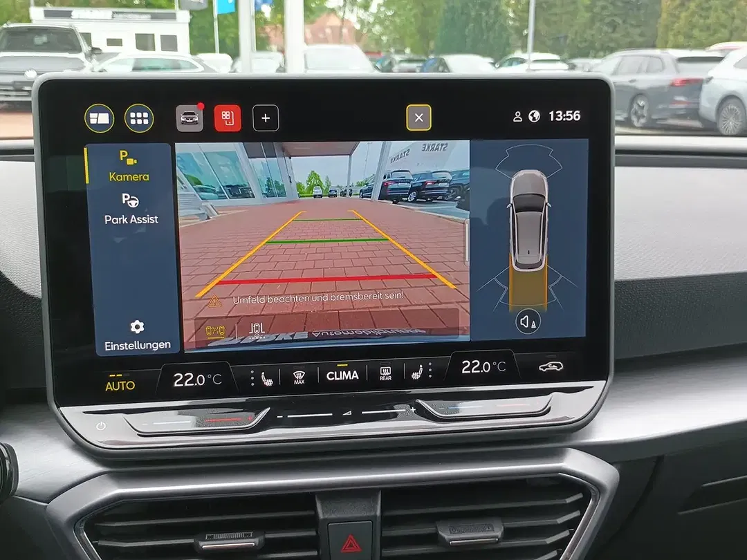 SEAT Leon 1.5 eTSI DSG FR - foto 8