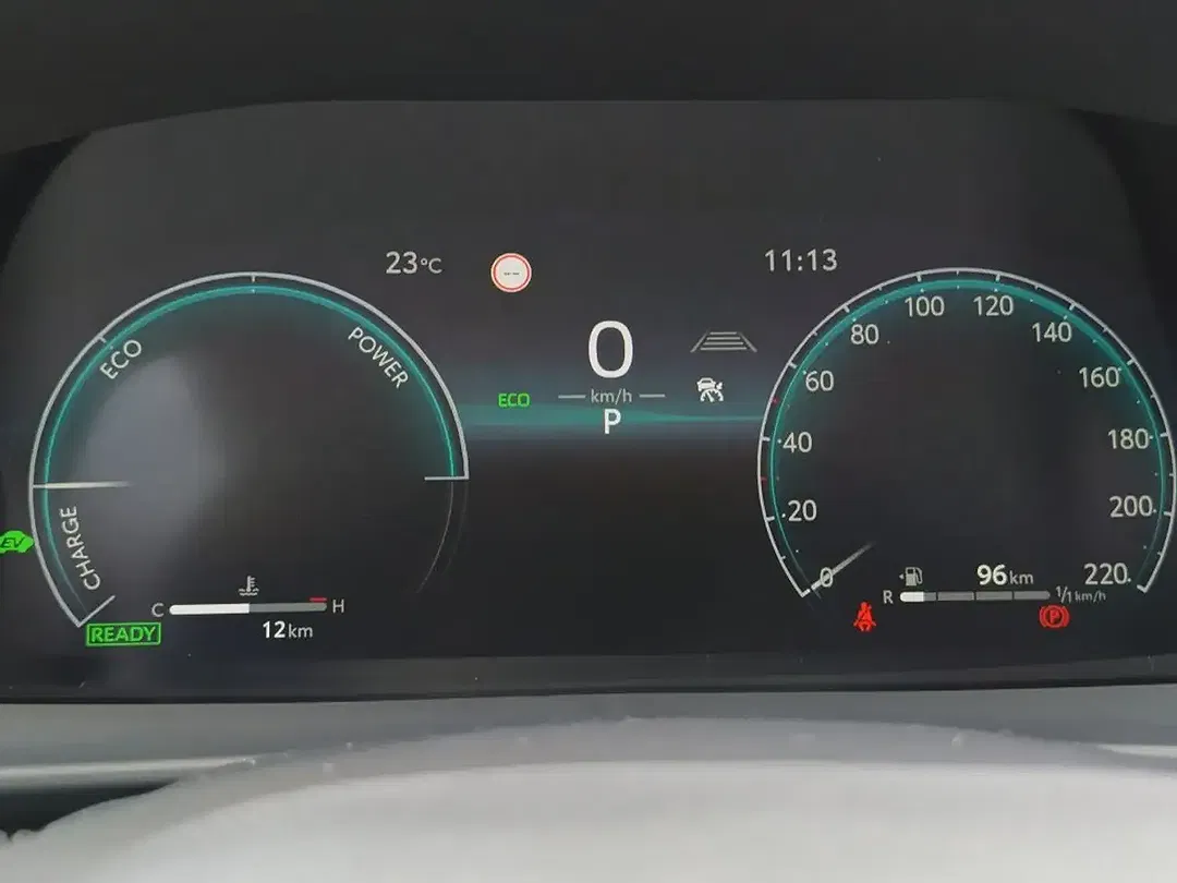 Toyota C-HR - Thumbnail 12