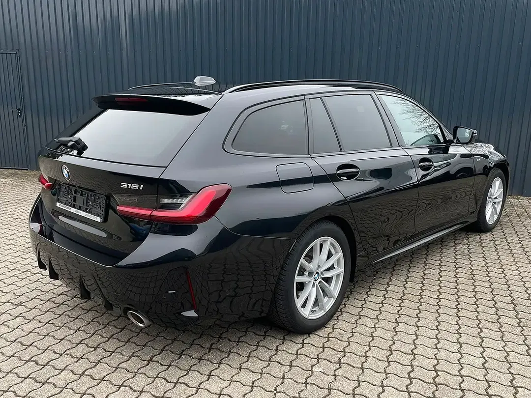 BMW 318 - Thumbnail 9