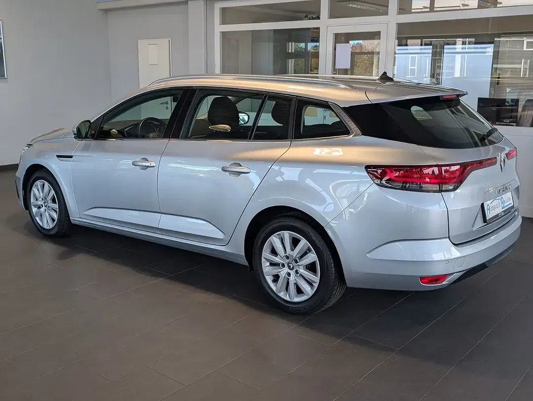 Renault Megane - Thumbnail 8