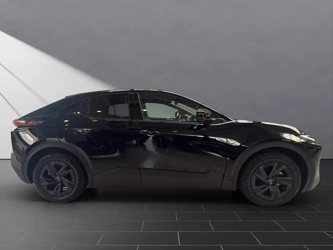 Toyota C-HR - Thumbnail 6