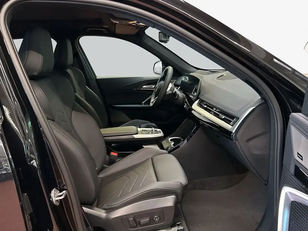 BMW iX1 xDrive M - foto 13