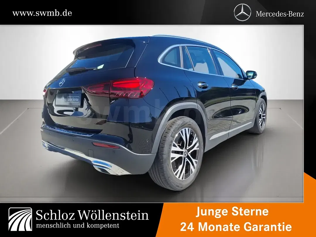 Mercedes-Benz GLA 200 - Thumbnail 4