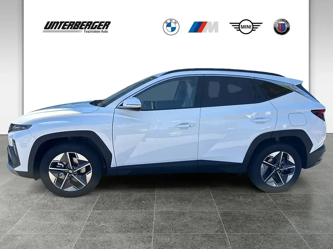 Hyundai TUCSON - Thumbnail 3