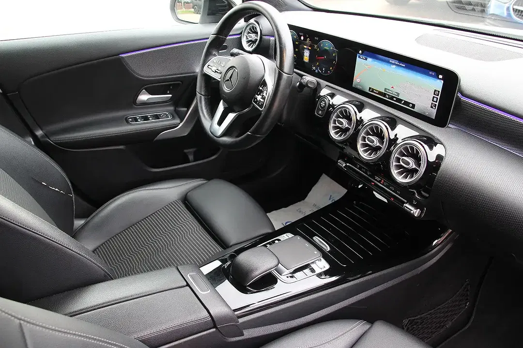Mercedes-Benz A 200 - Thumbnail 14